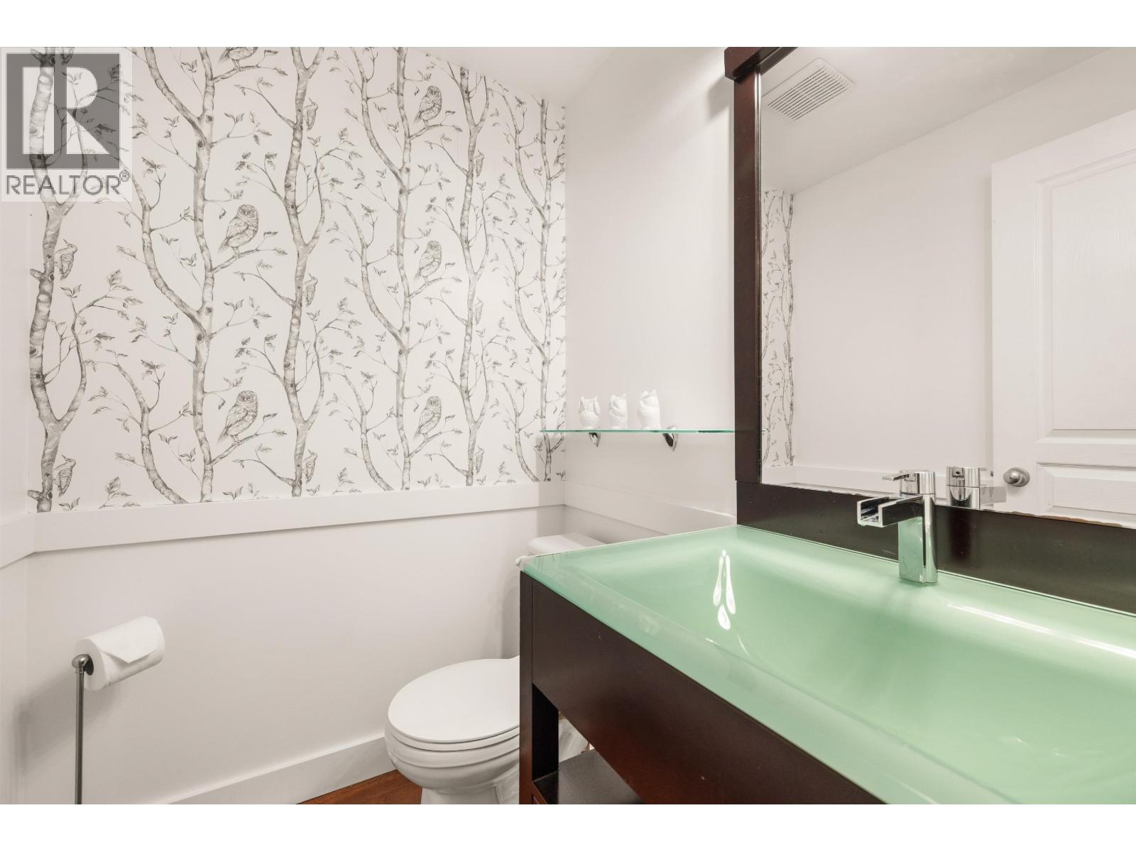 107 Star Crescent, New Westminster, British Columbia  V3M 6X6 - Photo 15 - R3102586