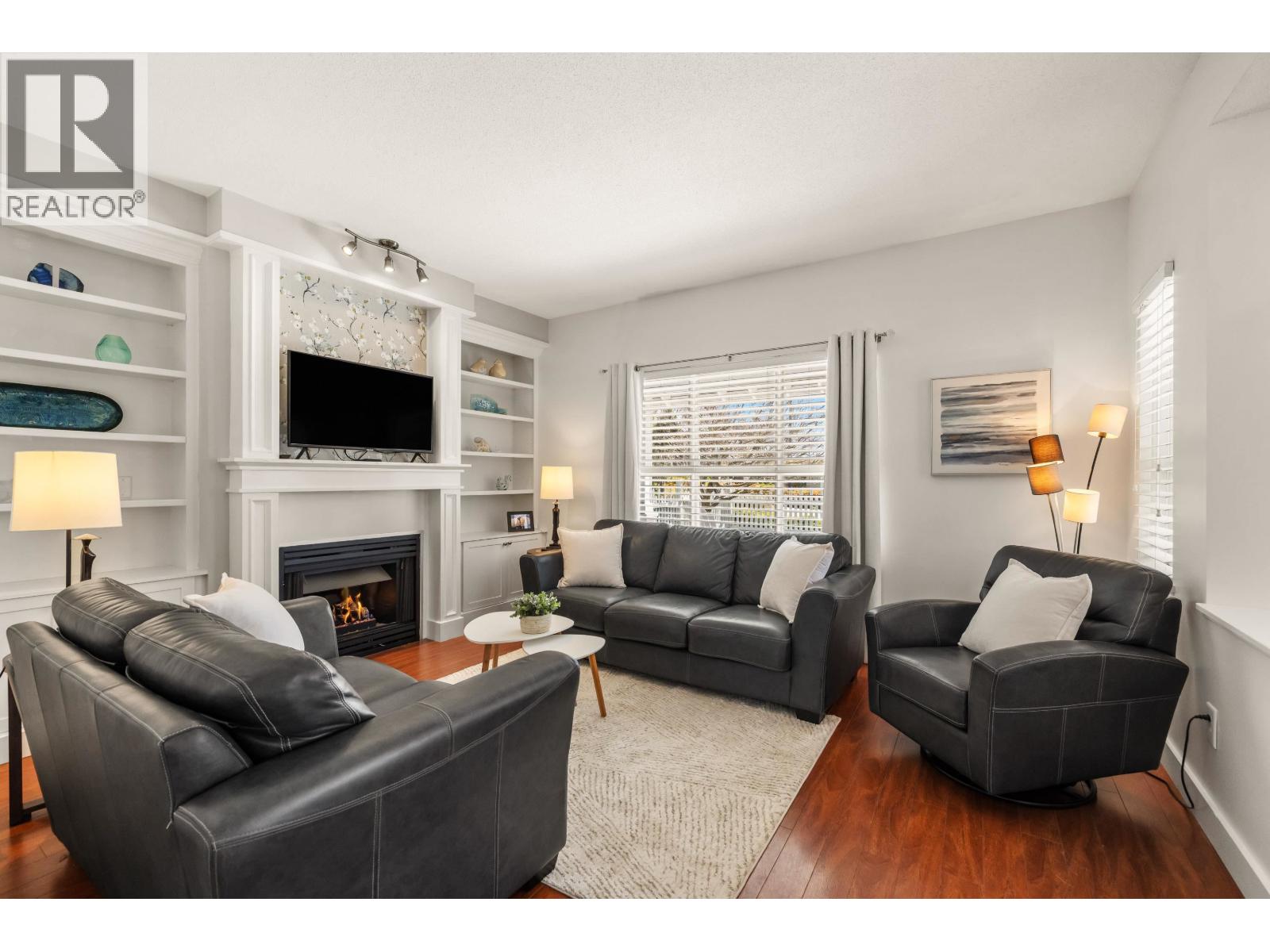 107 Star Crescent, New Westminster, British Columbia  V3M 6X6 - Photo 7 - R3102586