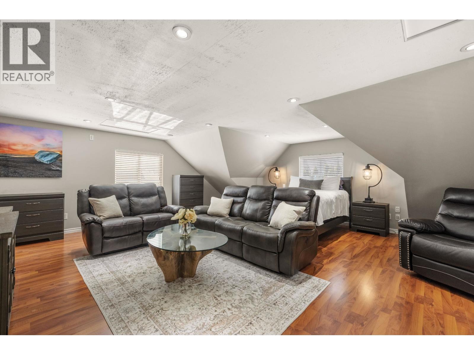 107 Star Crescent, New Westminster, British Columbia  V3M 6X6 - Photo 30 - R3102586