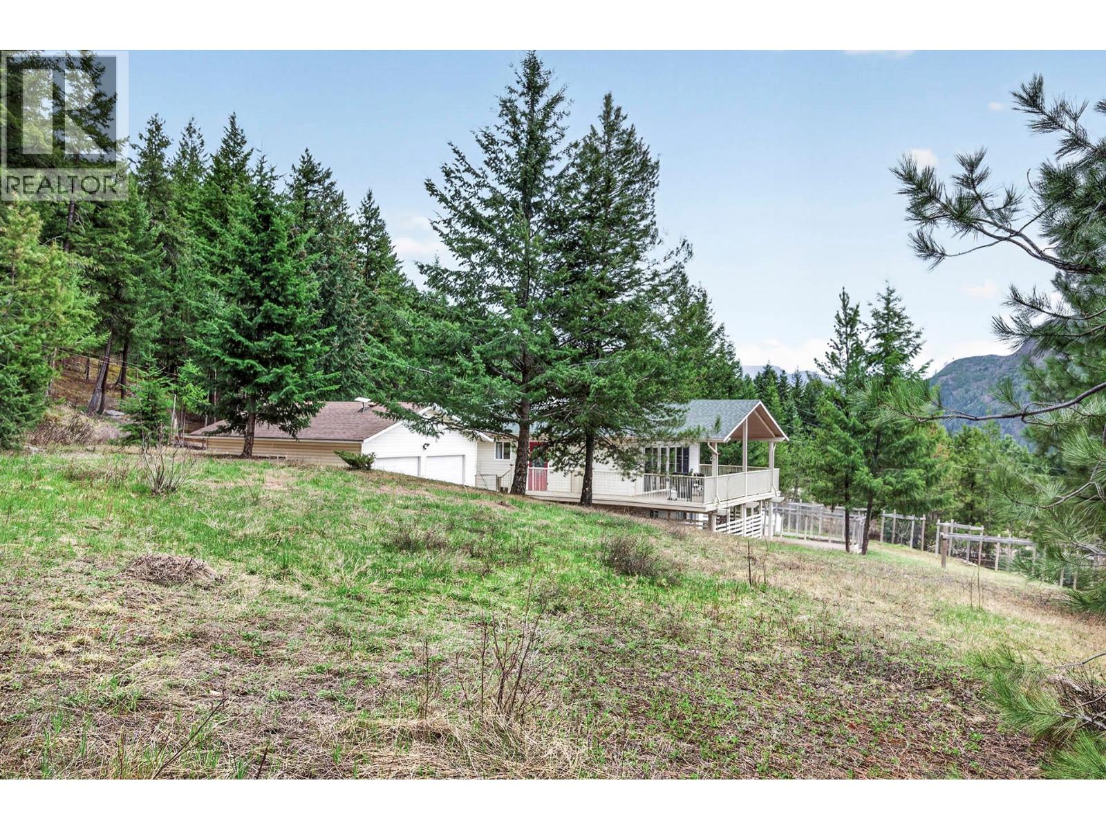 1008 Vista Point Road, Barriere, British Columbia  V0E 1E1 - Photo 43 - 10383854