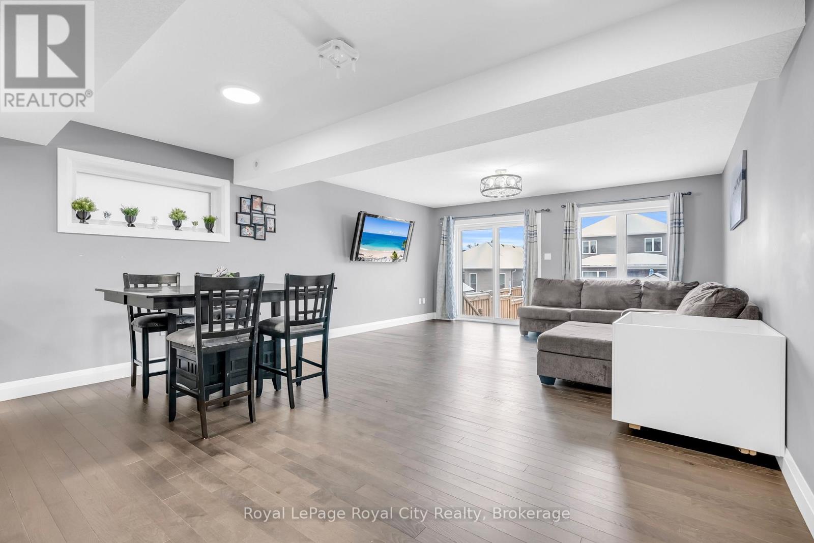 181 Halls Drive, Centre Wellington, Ontario  N0B 1S0 - Photo 9 - X12922382