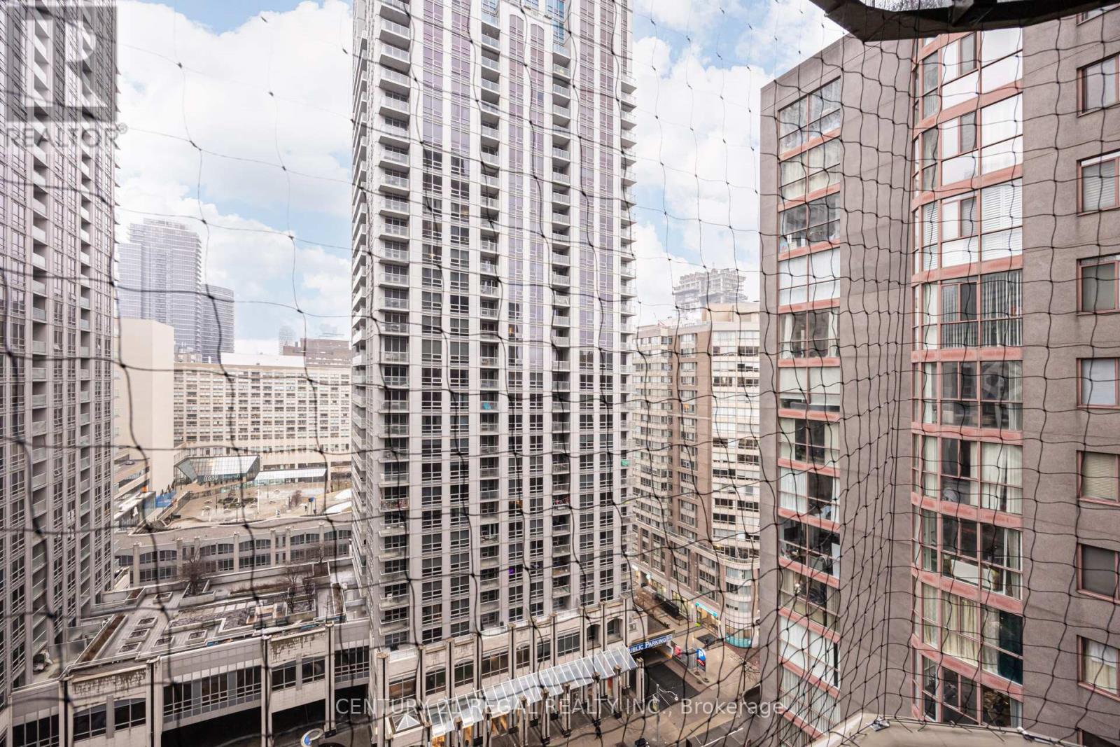 1803 - 750 Bay Street, Toronto, Ontario  M5G 1N6 - Photo 36 - C12912348