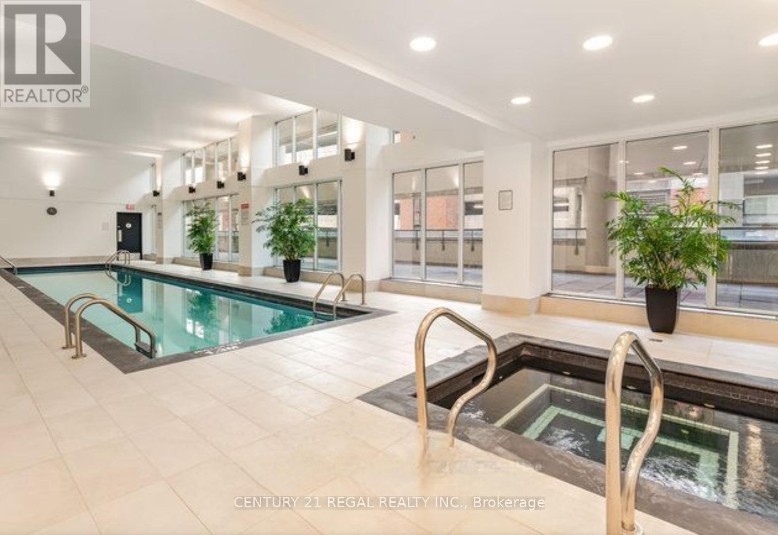 1803 - 750 Bay Street, Toronto, Ontario  M5G 1N6 - Photo 40 - C12912348