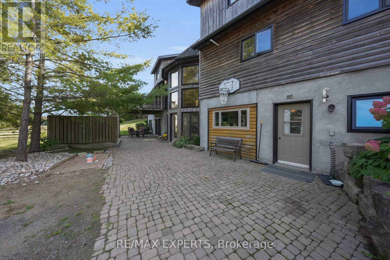 15481 Mount Wolfe Road, Caledon, Ontario  L7E 3P3 - Photo 30 - W12857848