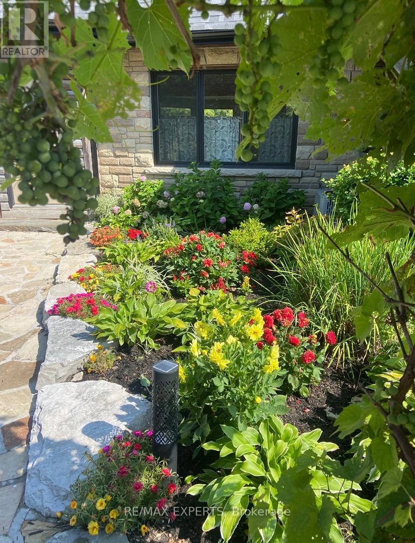 15481 Mount Wolfe Road, Caledon, Ontario  L7E 3P3 - Photo 39 - W12857848