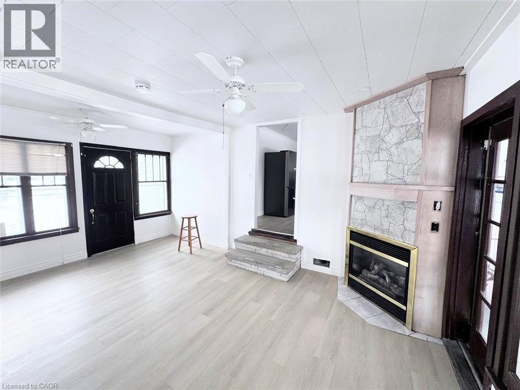 1132 Spears Road, Fort Erie, Ontario  L2A 4N1 - Photo 4 - 40821693