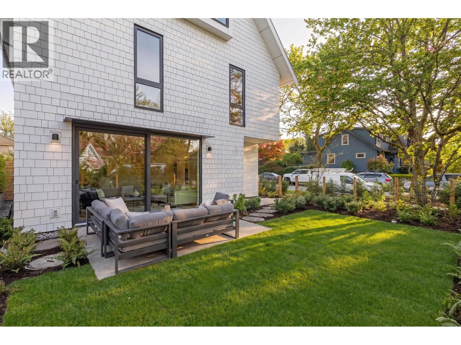 1 2830 Musqueamview Street, Vancouver, British Columbia  V6K 2R9 - Photo 32 - R3112456