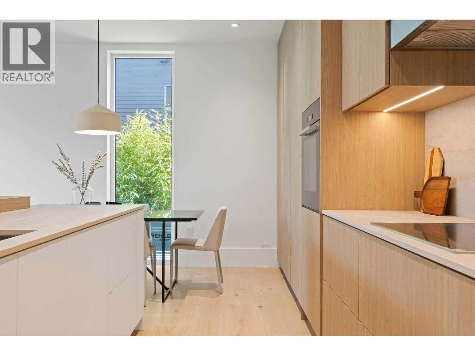 1 2830 Musqueamview Street, Vancouver, British Columbia  V6K 2R9 - Photo 11 - R3112456