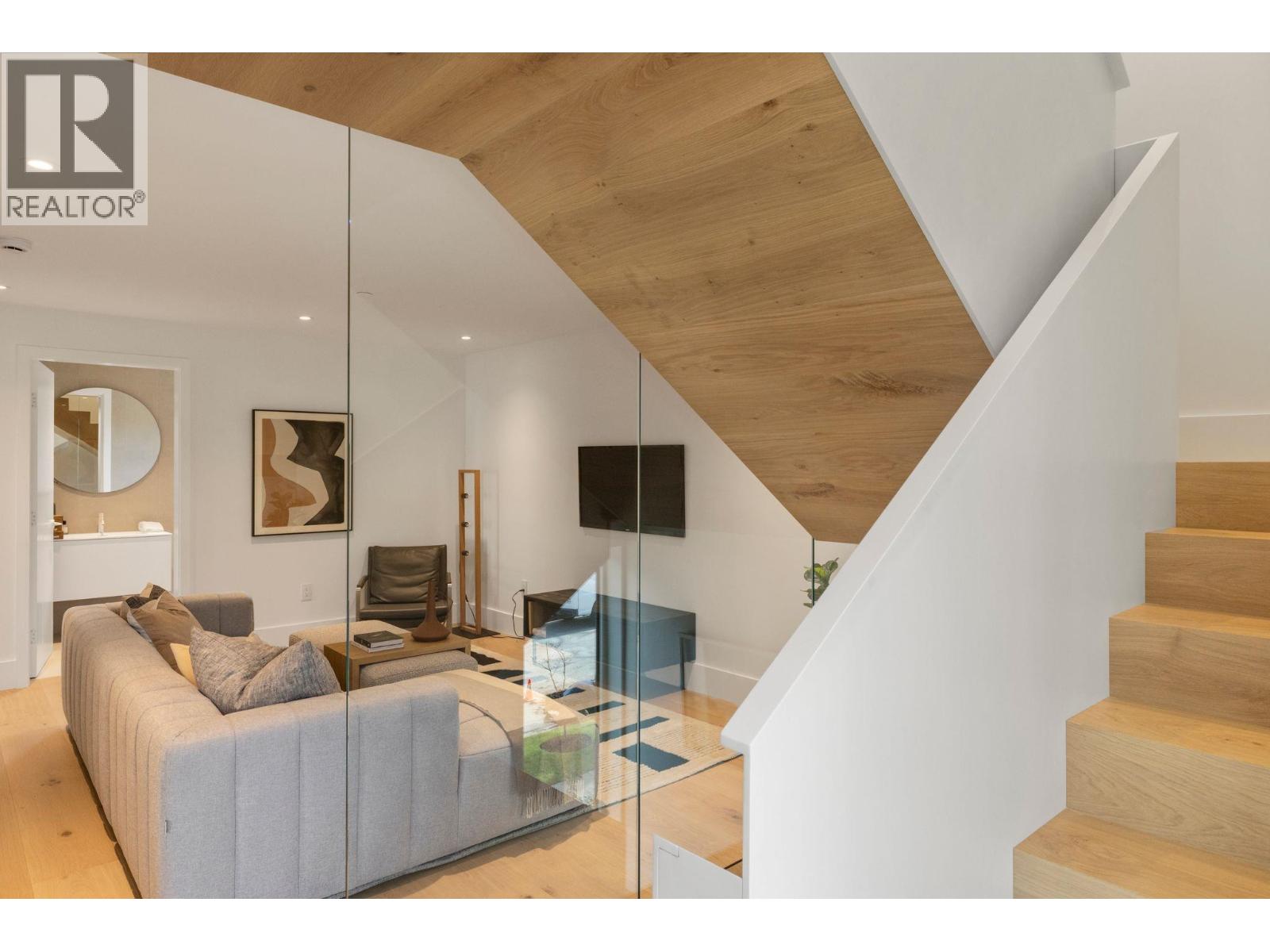 1 2830 Musqueamview Street, Vancouver, British Columbia  V6K 2R9 - Photo 15 - R3112456