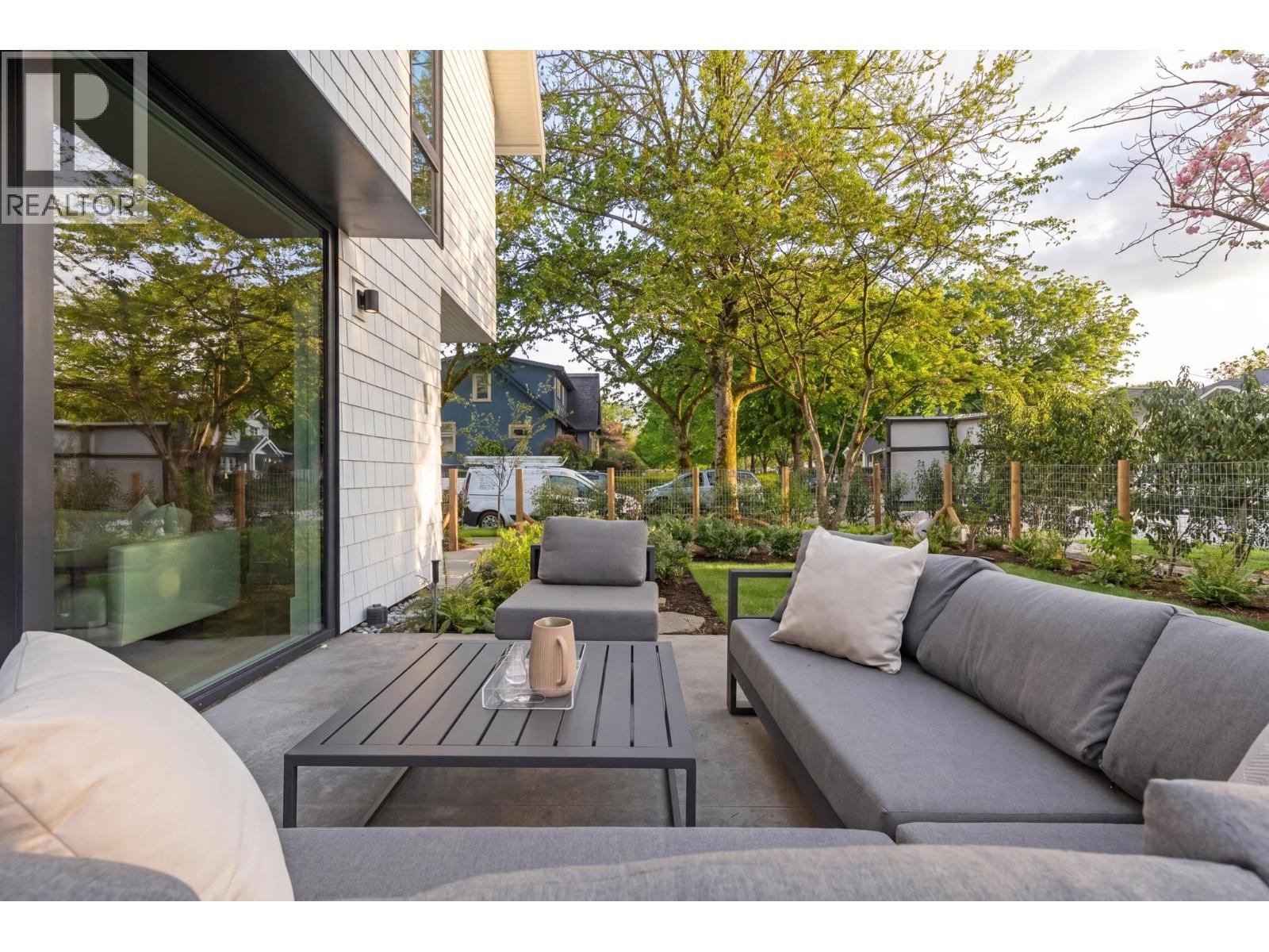 1 2830 Musqueamview Street, Vancouver, British Columbia  V6K 2R9 - Photo 34 - R3112456