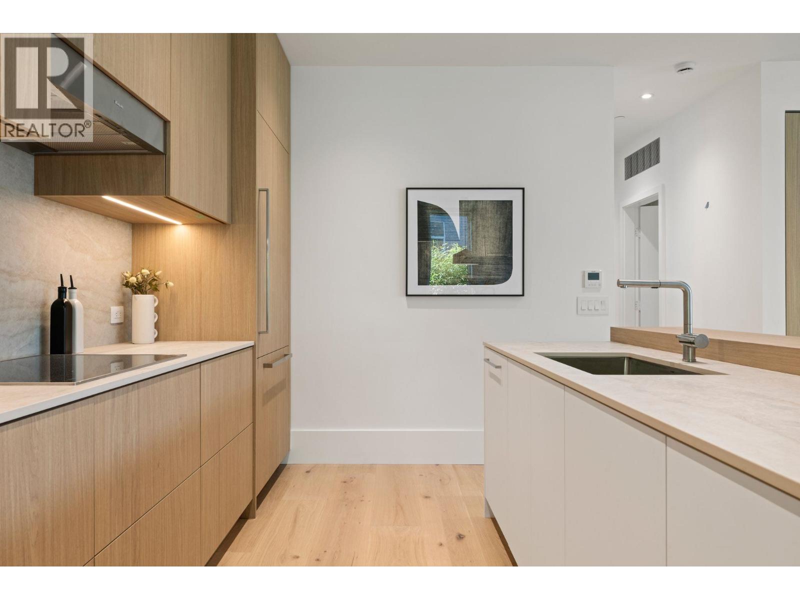 1 2830 Musqueamview Street, Vancouver, British Columbia  V6K 2R9 - Photo 12 - R3112456