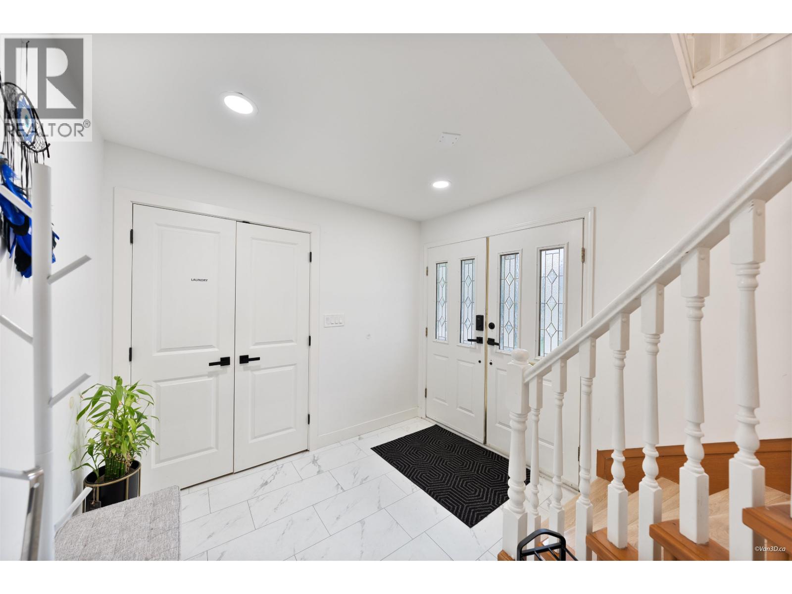 707 E 63rd Avenue, Vancouver, British Columbia  V5X 2K6 - Photo 3 - R3112489