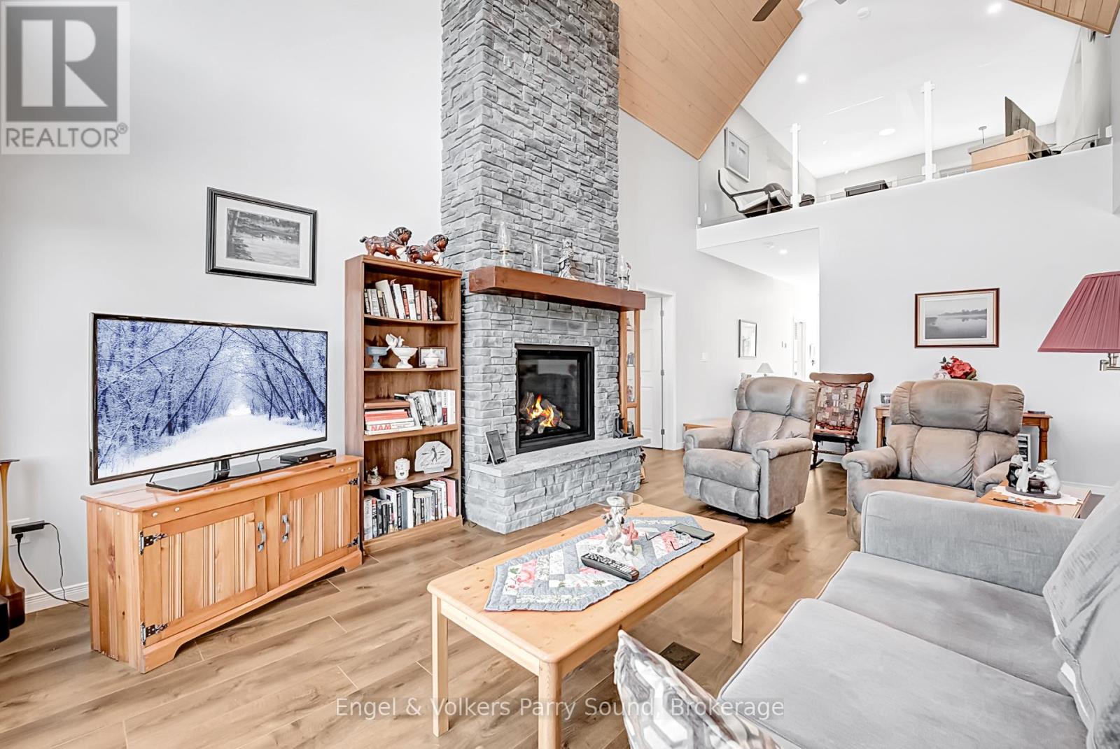 29 Queen Street, Parry Sound, Ontario  P2A 2W1 - Photo 10 - X13009924