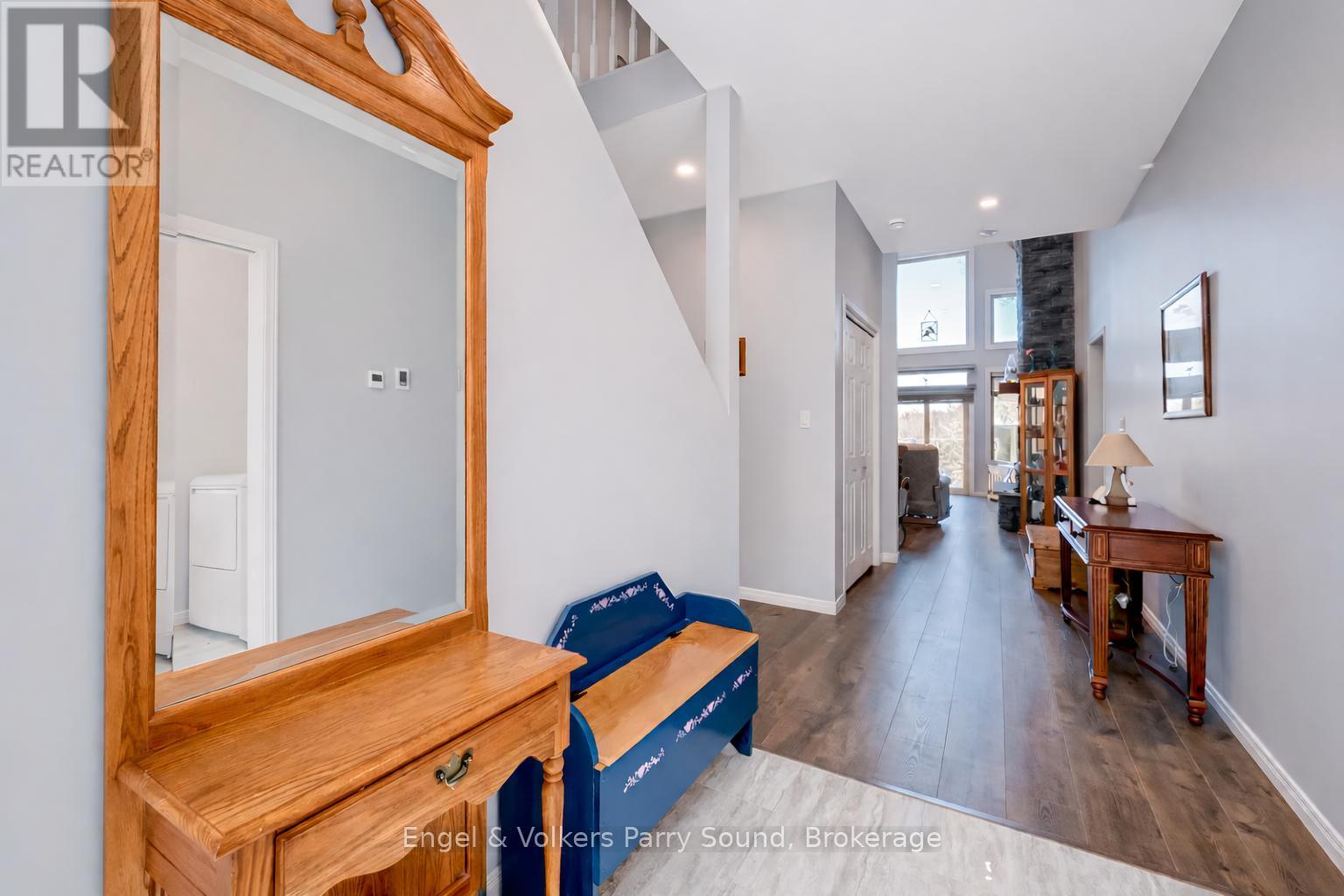 29 Queen Street, Parry Sound, Ontario  P2A 2W1 - Photo 5 - X13009924