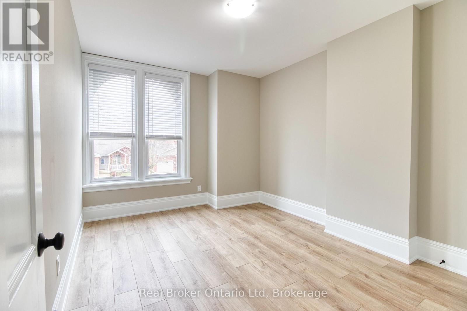 944 5th Avenue E, Owen Sound, Ontario  N4K 2S2 - Photo 18 - X13009966