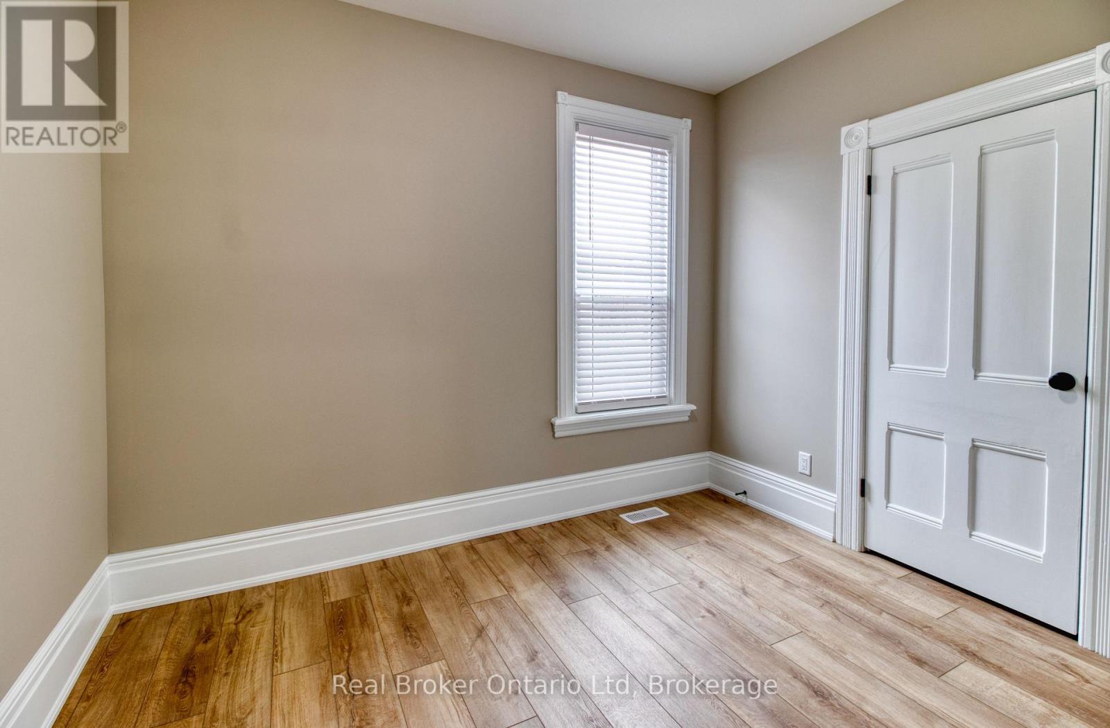 944 5th Avenue E, Owen Sound, Ontario  N4K 2S2 - Photo 27 - X13009966