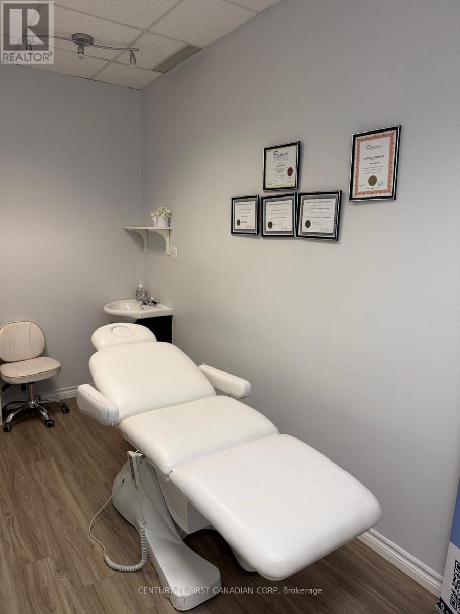 4 - 1775 Ernest Avenue S, London South, Ontario  N6E 2V5 - Photo 19 - X13009918