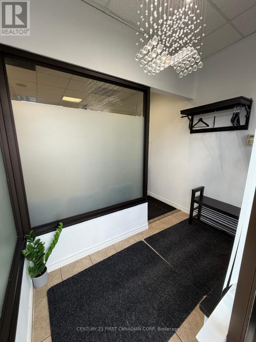 4 - 1775 Ernest Avenue S, London South, Ontario  N6E 2V5 - Photo 5 - X13009918