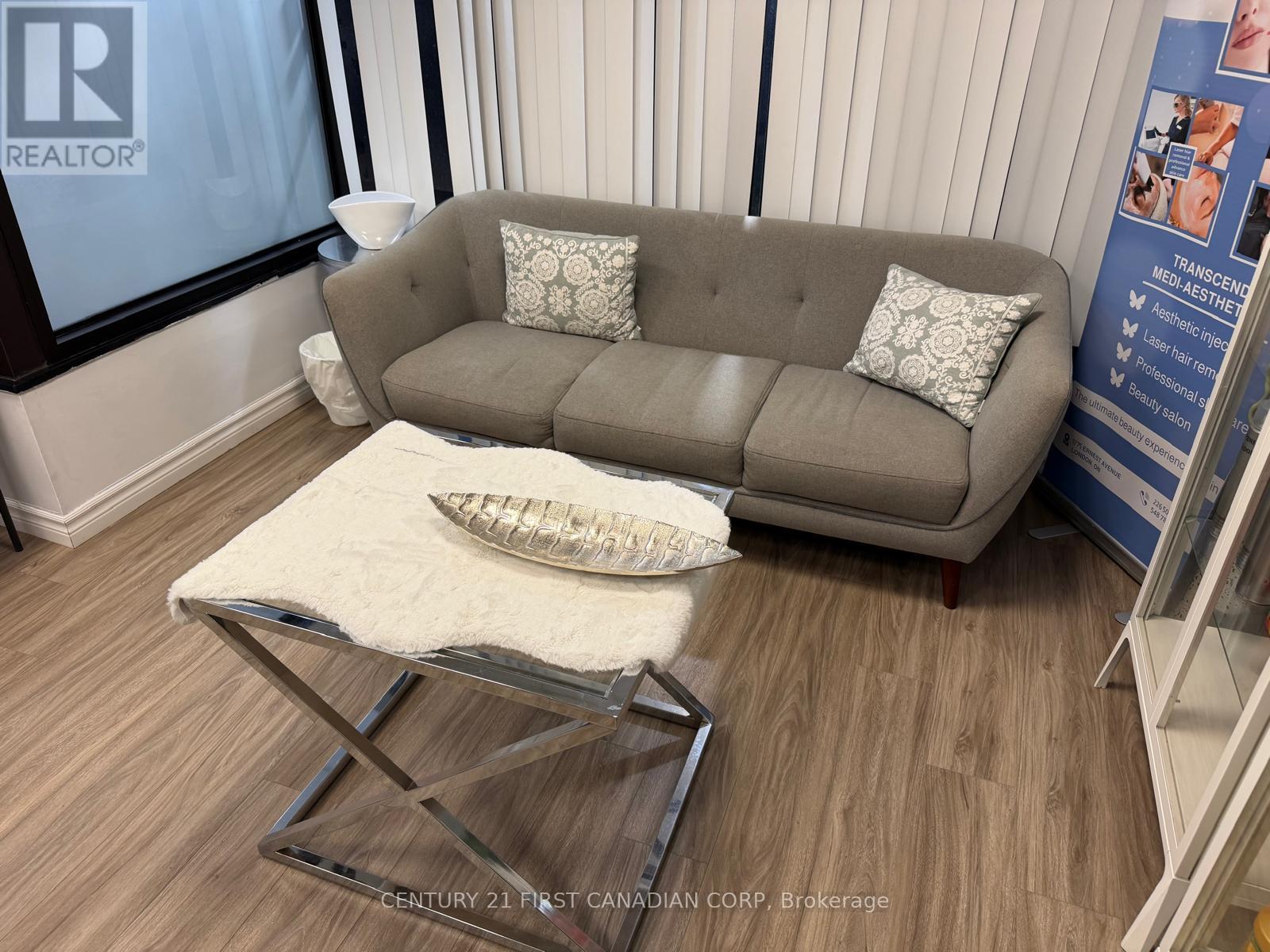 4 - 1775 Ernest Avenue S, London South, Ontario  N6E 2V5 - Photo 8 - X13009918