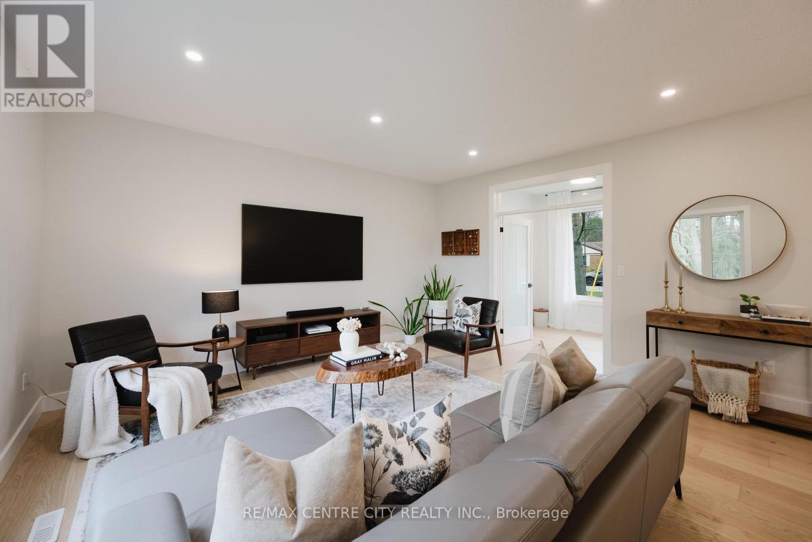 423 West Mile Road, London North, Ontario  N6H 3M3 - Photo 8 - X13009926