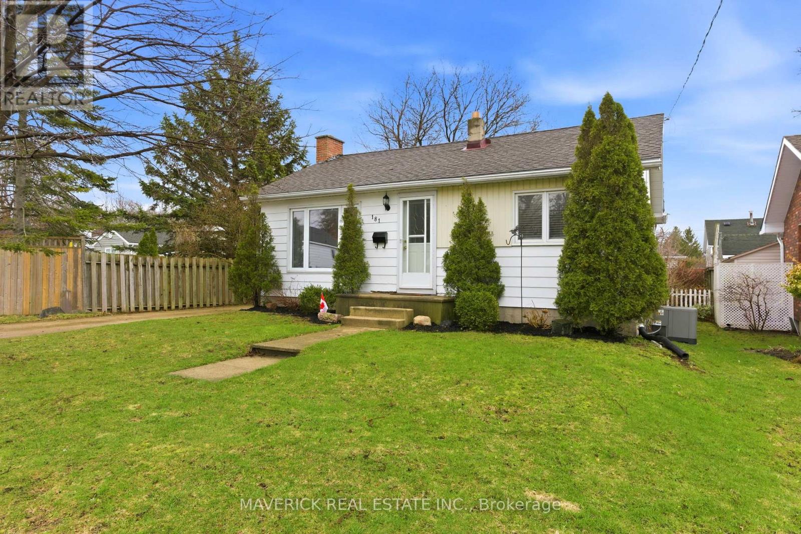 181 Picton Street W, Goderich, Ontario  N7A 2C6 - Photo 3 - X13009940