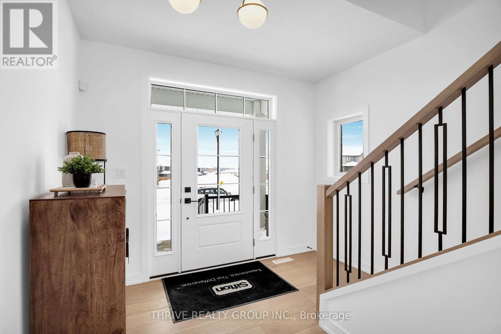 3 Basil Crescent, Middlesex Centre, Ontario  N0M 2A0 - Photo 3 - X13009972