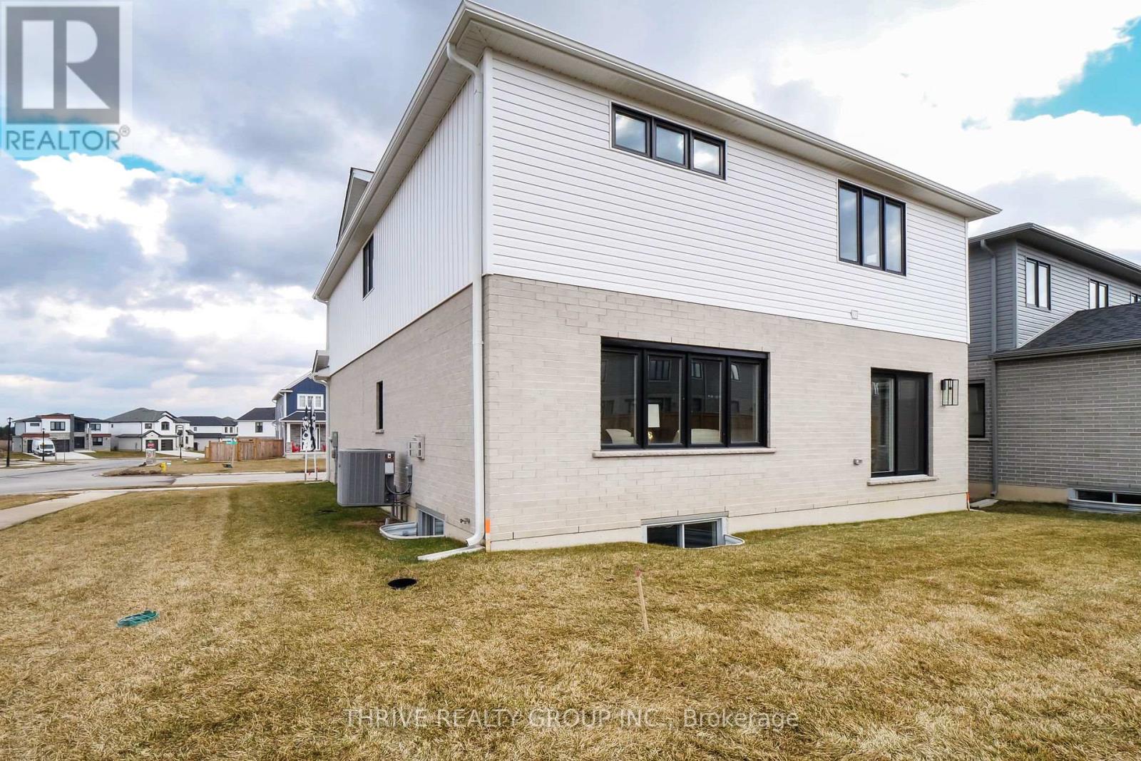 3 Basil Crescent, Middlesex Centre, Ontario  N0M 2A0 - Photo 30 - X13009972