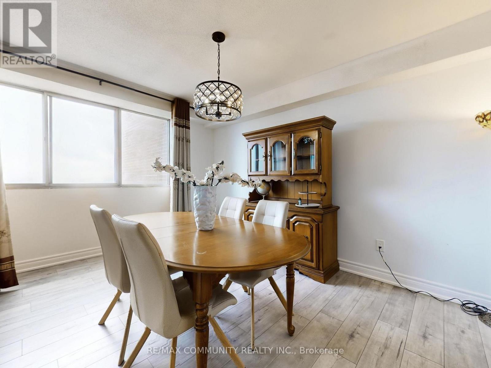 3706 - 3 Massey Square, Toronto, Ontario  M4C 5L5 - Photo 16 - E13009892