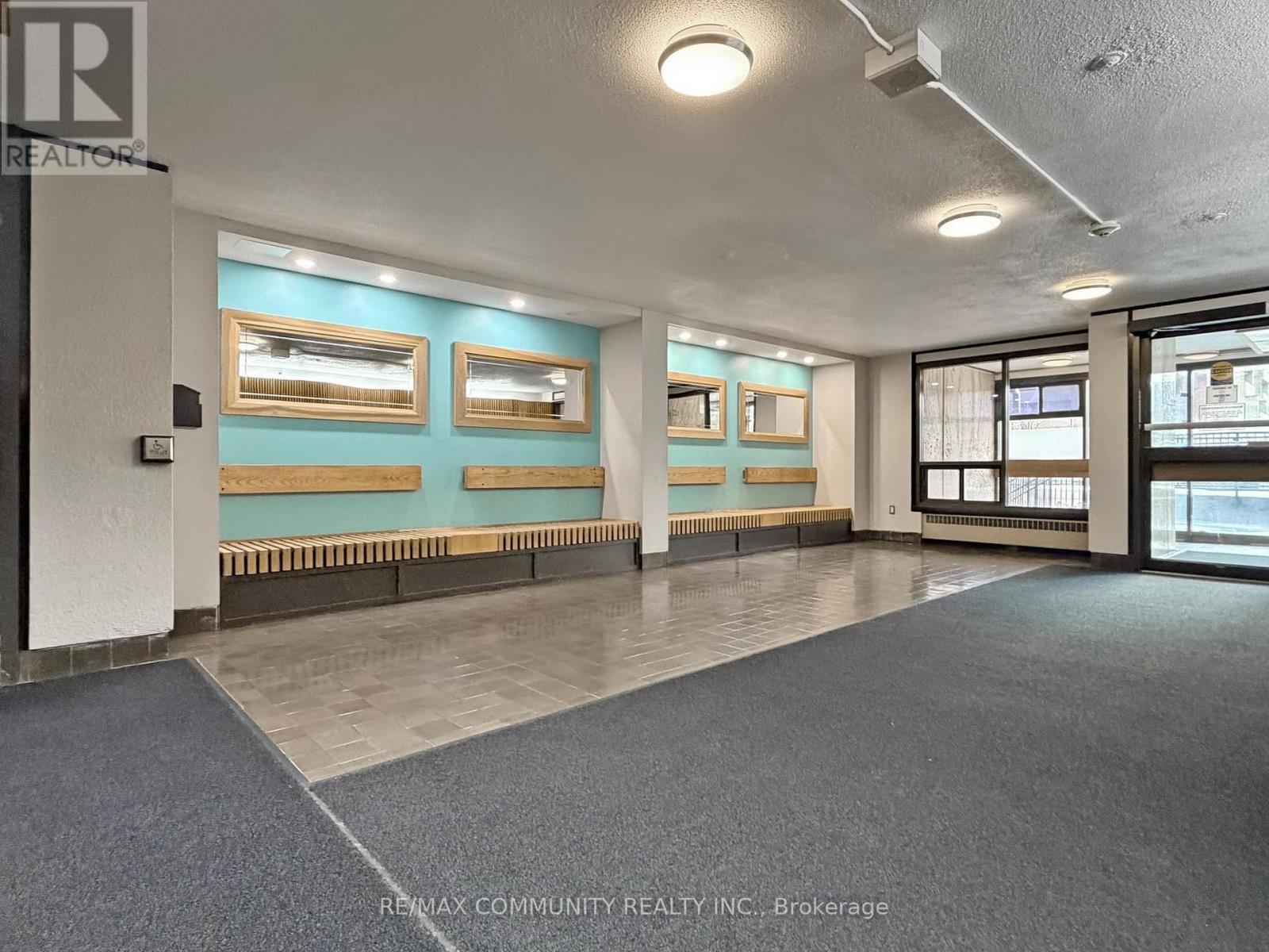 3706 - 3 Massey Square, Toronto, Ontario  M4C 5L5 - Photo 8 - E13009892