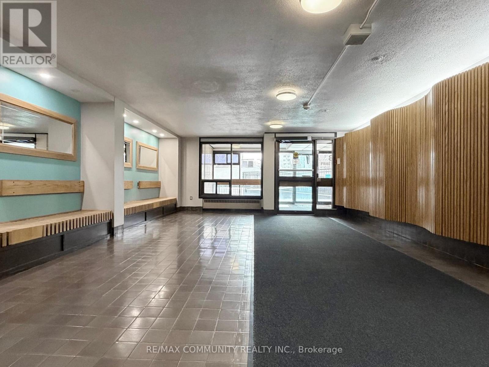 3706 - 3 Massey Square, Toronto, Ontario  M4C 5L5 - Photo 9 - E13009892