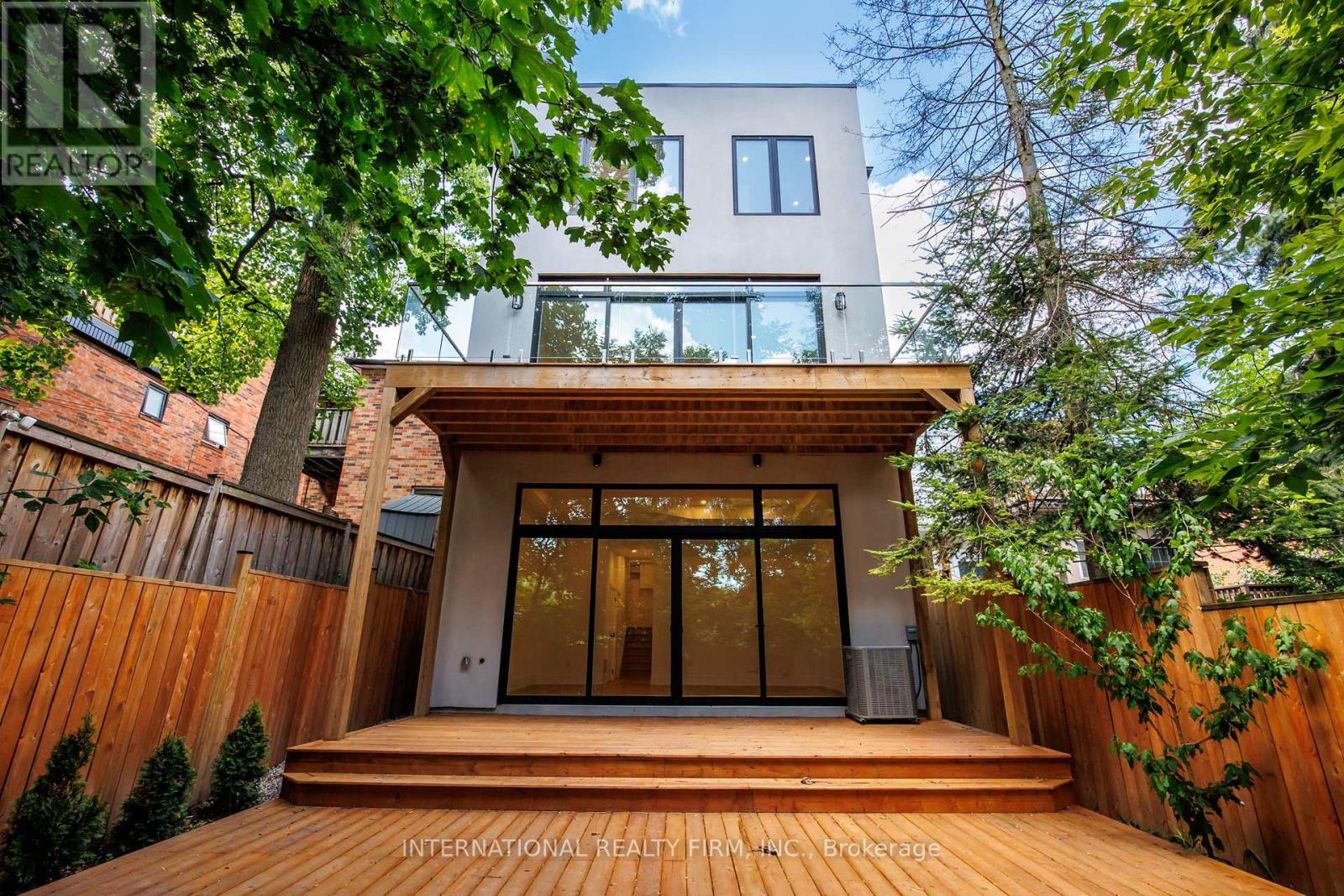 19 Ivy Avenue, Toronto, Ontario  M4L 2H6 - Photo 40 - E13009936