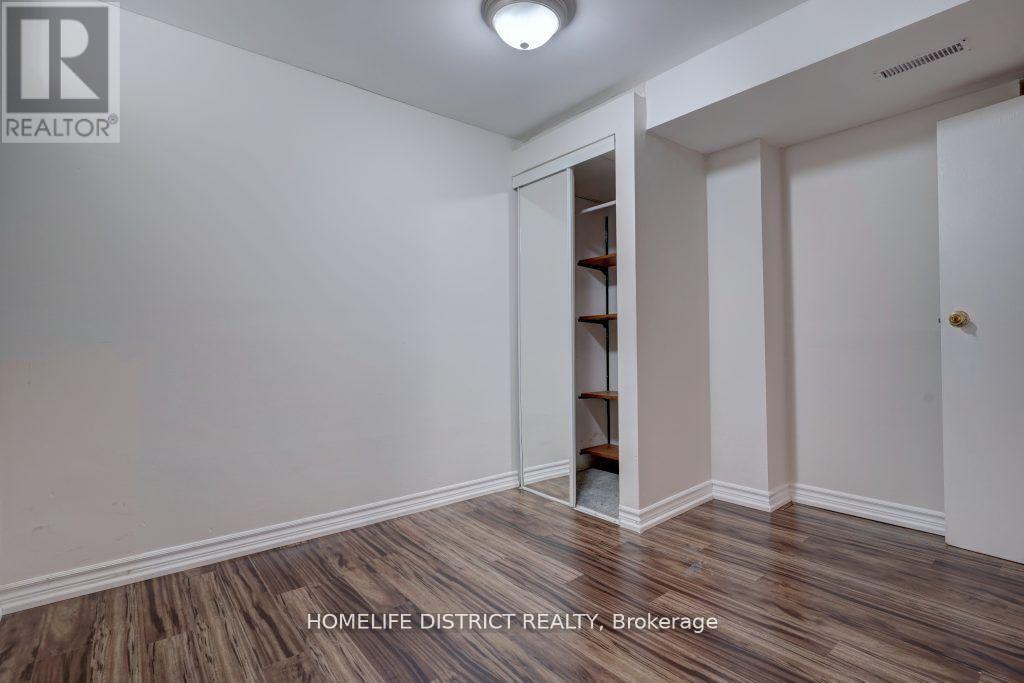 1861 Bainbridge Drive, Pickering, Ontario  L1V 6H6 - Photo 10 - E13009962