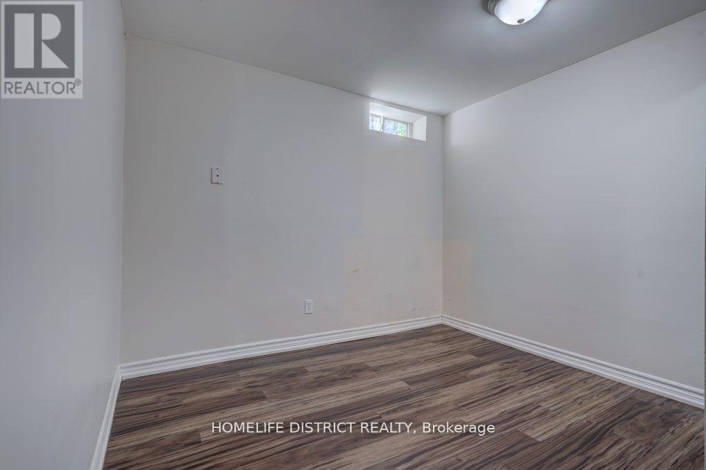 1861 Bainbridge Drive, Pickering, Ontario  L1V 6H6 - Photo 12 - E13009962