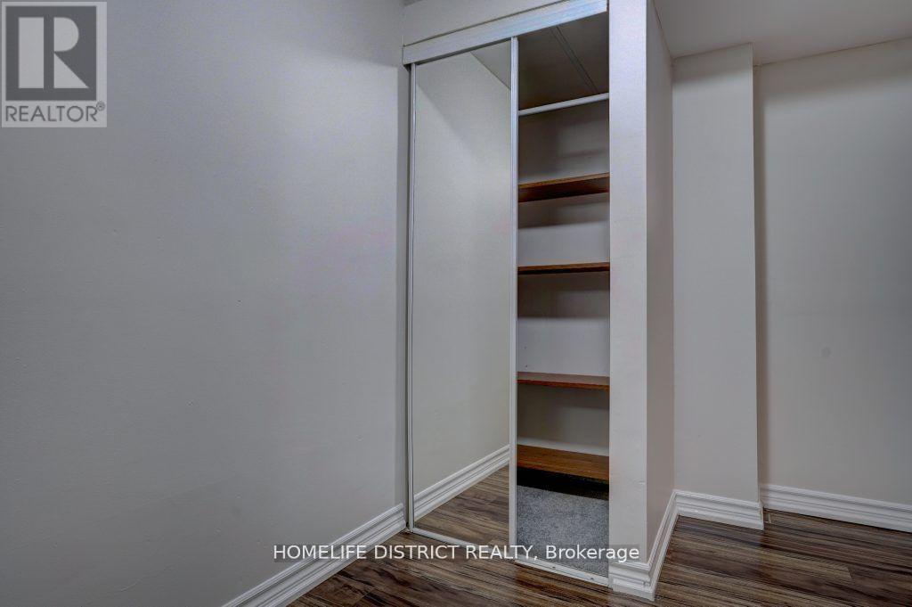 1861 Bainbridge Drive, Pickering, Ontario  L1V 6H6 - Photo 9 - E13009962