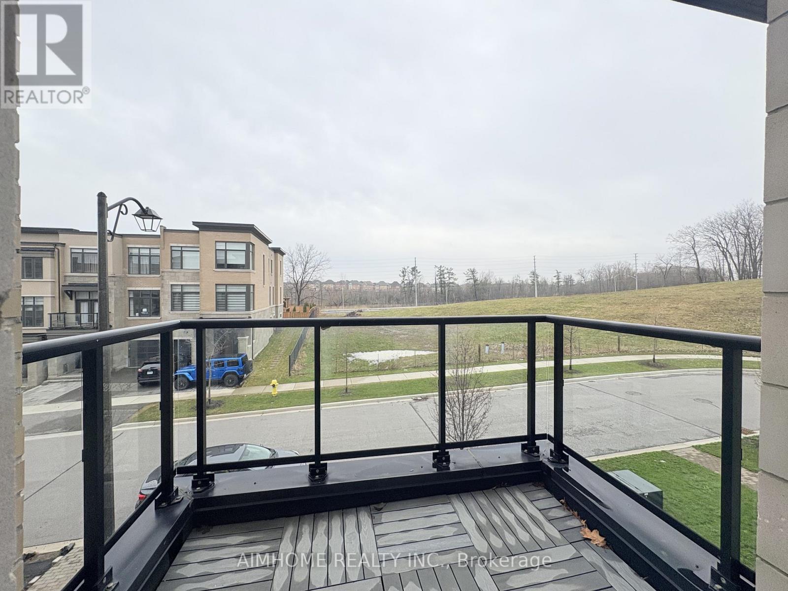 87 Carrville Woods Circle, Vaughan, Ontario  L6A 4Z6 - Photo 6 - N13009956