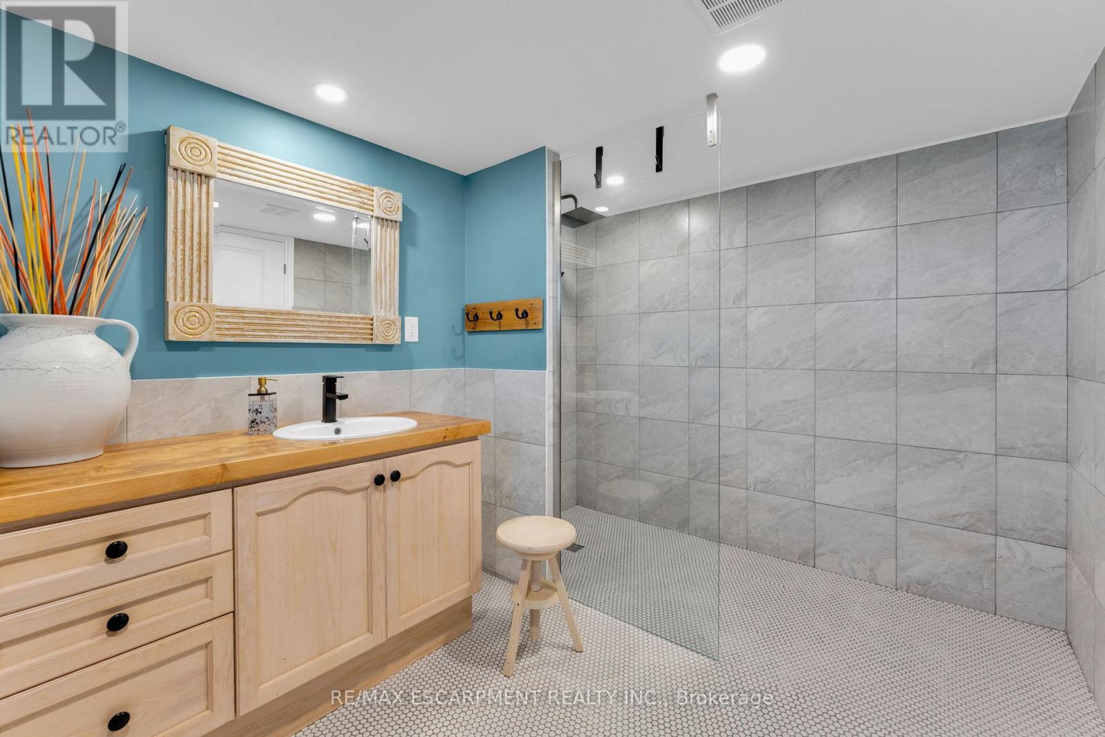 6724 Elcho Road, West Lincoln, Ontario  L0R 2J0 - Photo 35 - X12835622