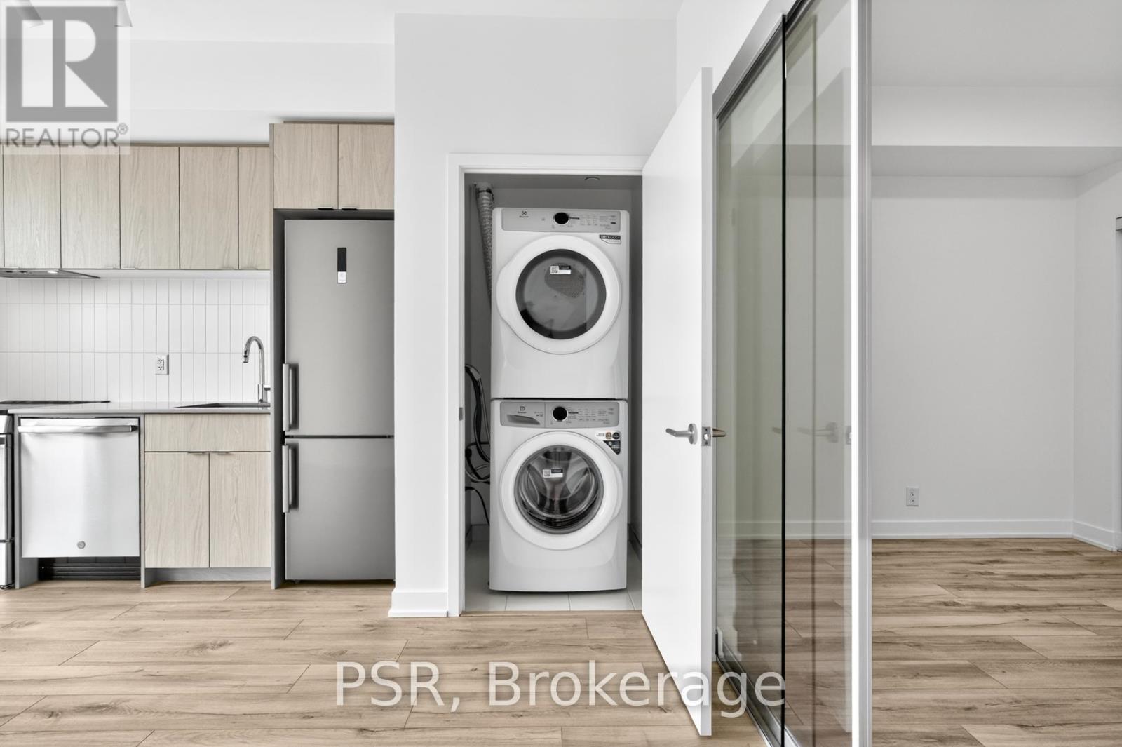 707 - 1660 Bloor Street W, Toronto, Ontario  M6P 0C6 - Photo 4 - W13009944