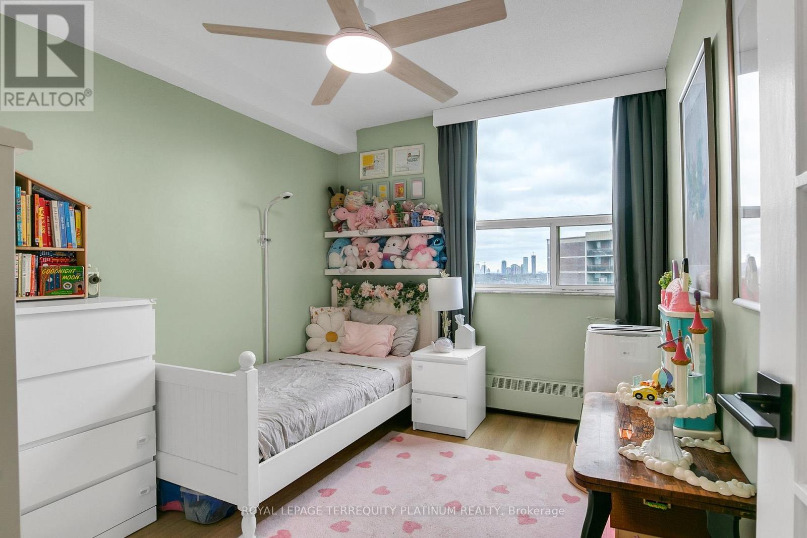 1517 - 551 The West Mall, Toronto, Ontario  M9C 1G7 - Photo 16 - W13009958