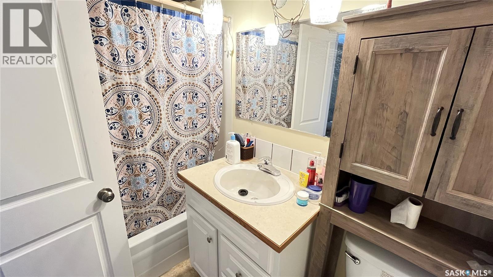 209 Hood Street, Maple Creek, Saskatchewan  S0N 1N0 - Photo 33 - SK033188