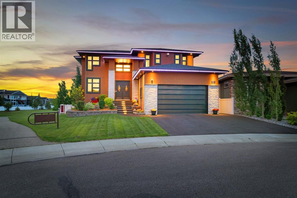 57 Lazaro Close, Red Deer, Alberta  T4R 0R8 - Photo 4 - A2298704