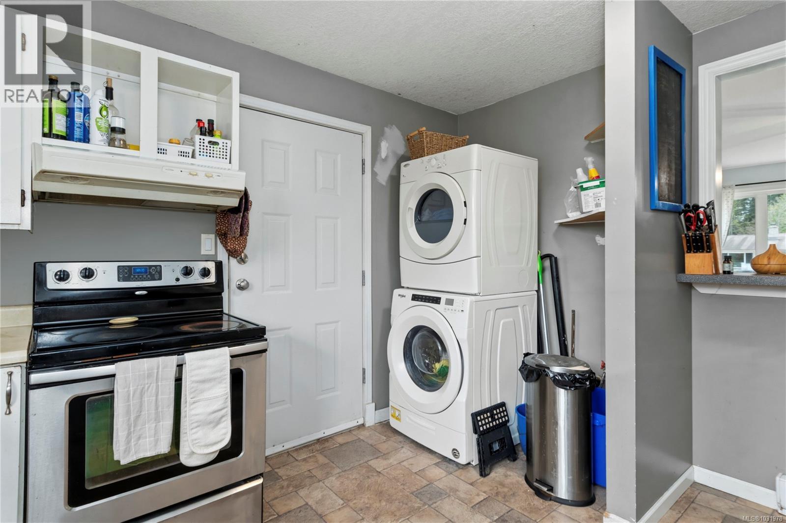 524 Grayson Rd, Campbell River, British Columbia  V9W 6K4 - Photo 10 - 1031978