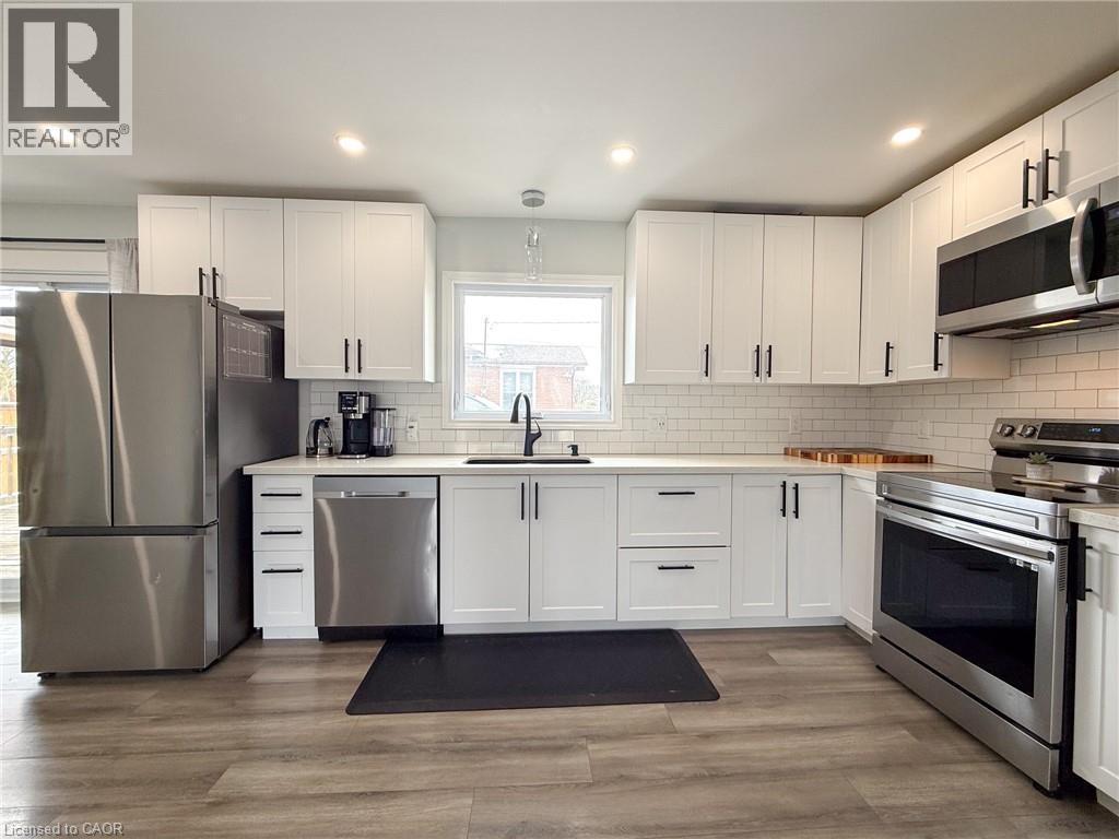 84 Connaught Avenue, Delhi, Ontario  N4B 1K6 - Photo 17 - 40820340