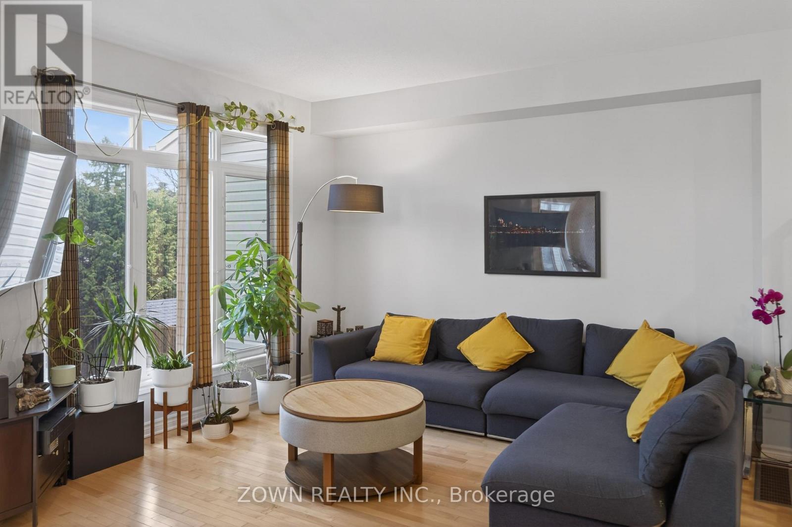 356 Kingbrook Drive, Ottawa, Ontario  K2M 0G2 - Photo 5 - X13009874