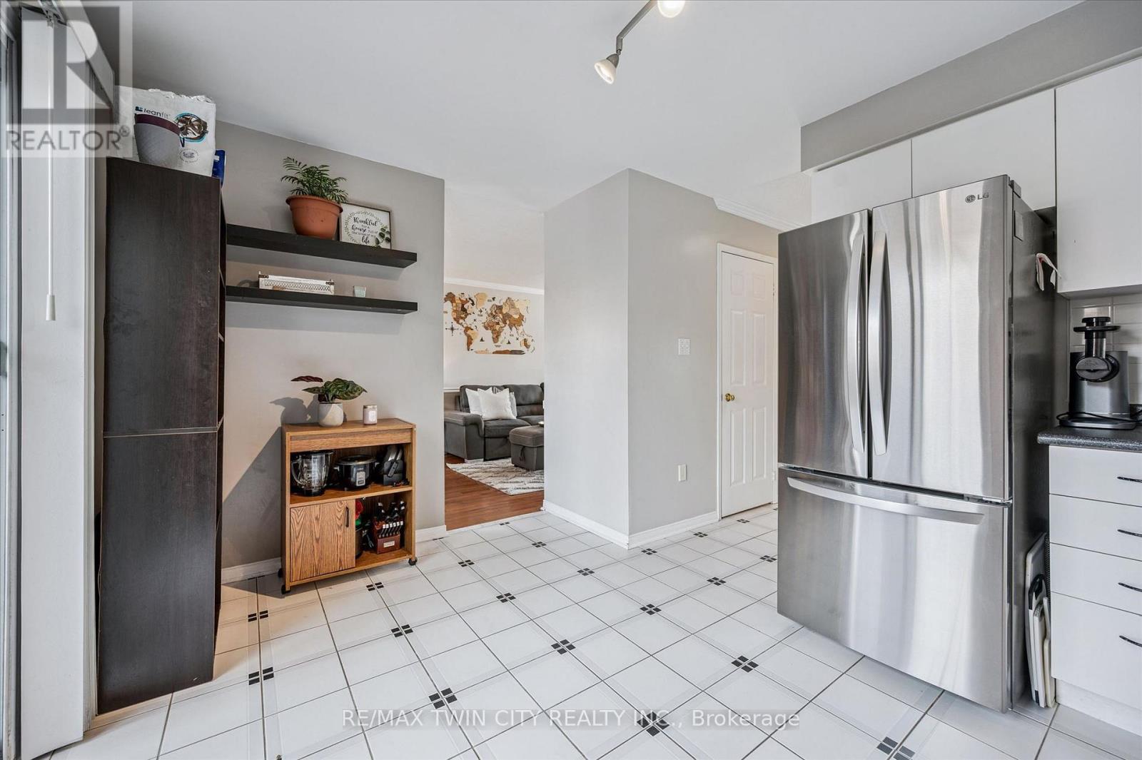 238 Langlaw Drive, Cambridge, Ontario  N1P 1B6 - Photo 15 - X13009916