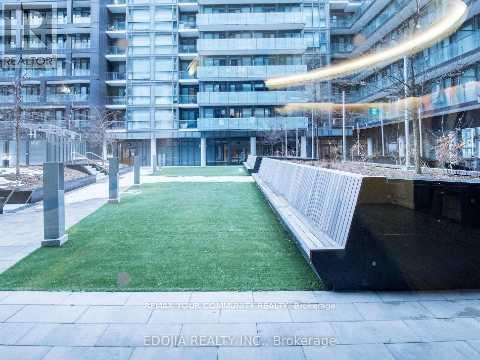 1005 - 70 Princess Street, Toronto, Ontario  M5A 0X6 - Photo 16 - C12996054