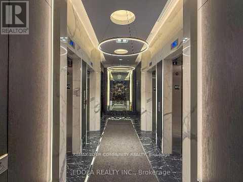 1005 - 70 Princess Street, Toronto, Ontario  M5A 0X6 - Photo 9 - C12996054