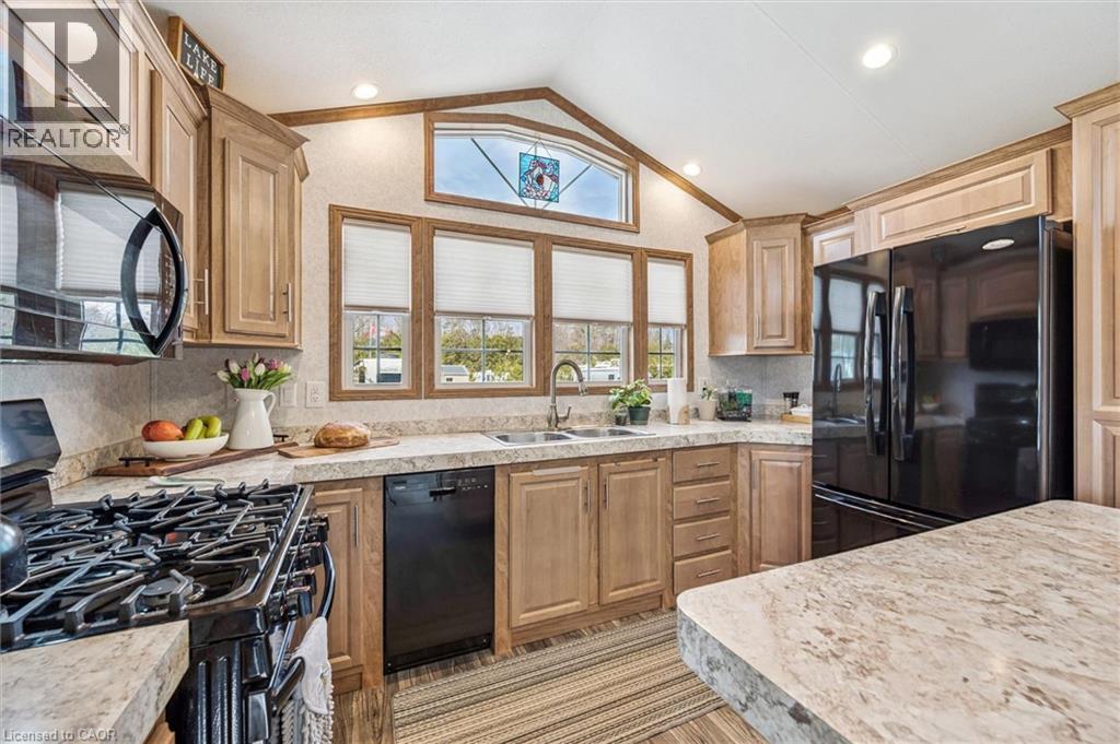 930 Lakeshore Road Unit# 83, Norfolk County, Ontario  N0J 1T0 - Photo 26 - 40821280