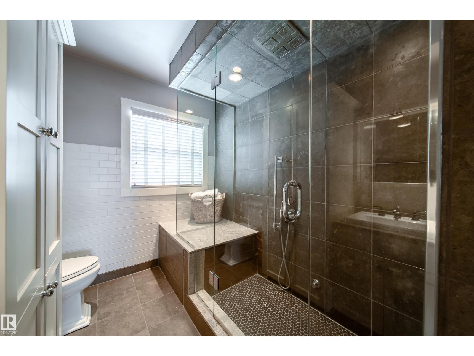 8332 120 St NW, Edmonton, Alberta  T6G 1X2 - Photo 36 - E4477526