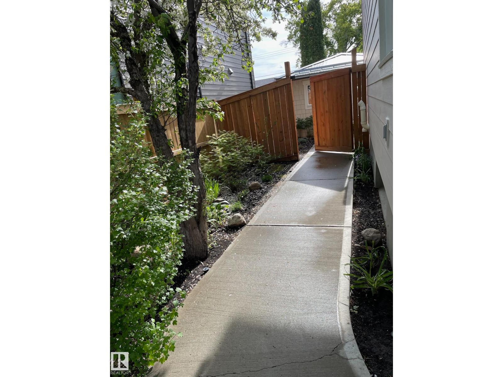 8332 120 St NW, Edmonton, Alberta  T6G 1X2 - Photo 59 - E4477526