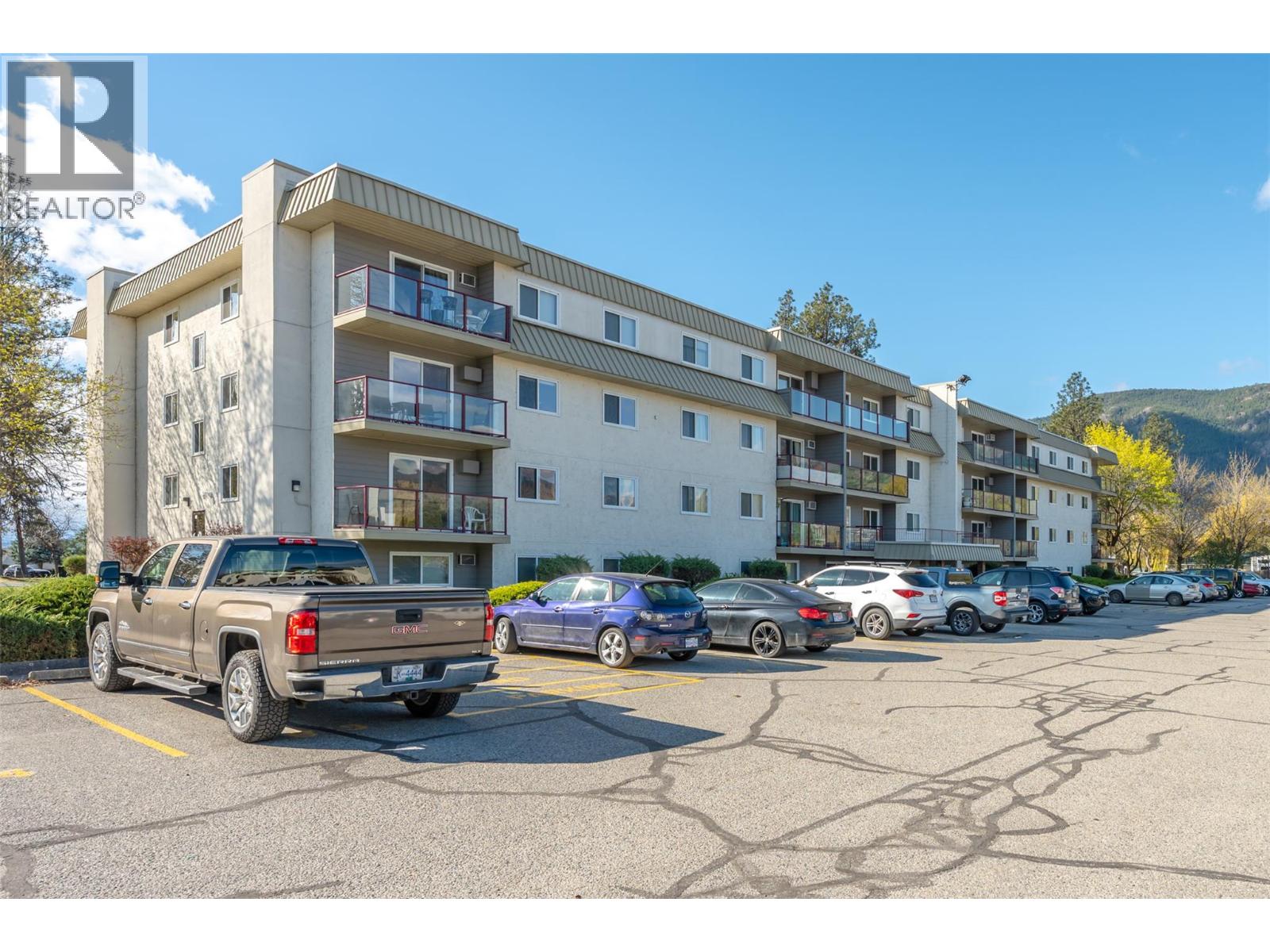 110 Skaha Place Unit# 303, Penticton, British Columbia